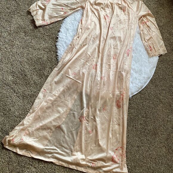 Vintage JcPenny Union Made Misses Robe Lace Trim Button Down Pockets Size Medium - Picture 2 of 15